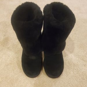Black Uggs
